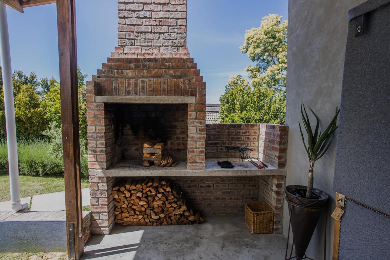 A Hilltop Country Retreat Swellendam Exterior photo
