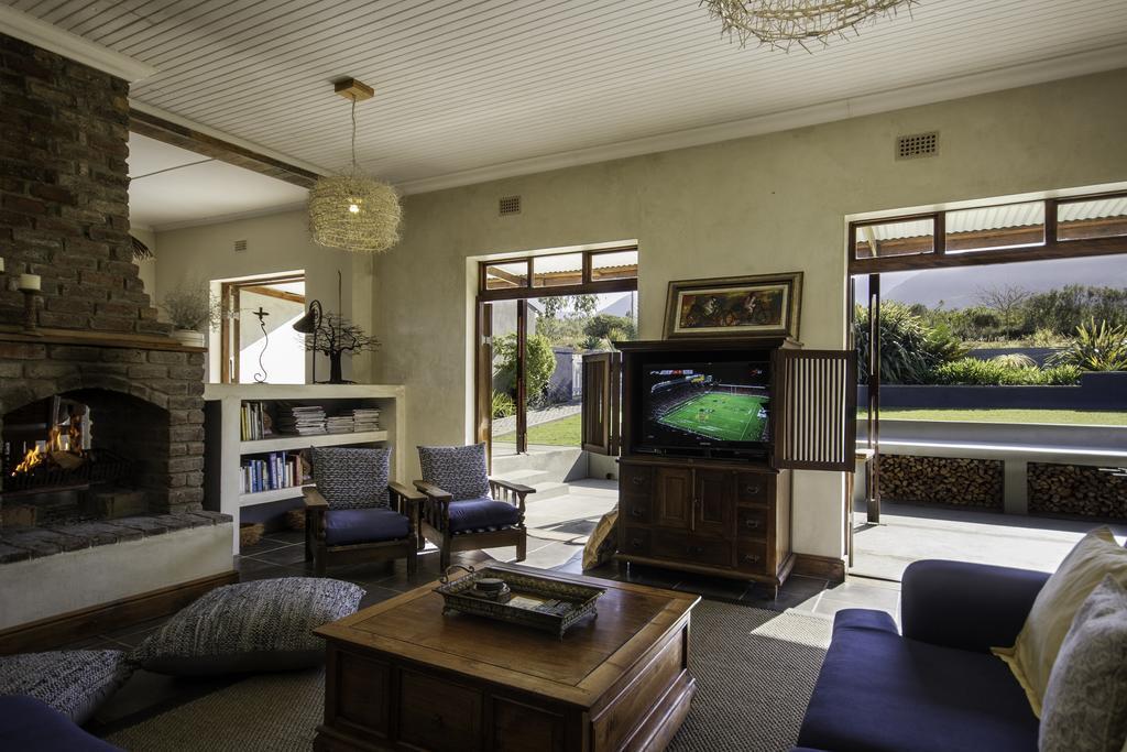 A Hilltop Country Retreat Swellendam Exterior photo